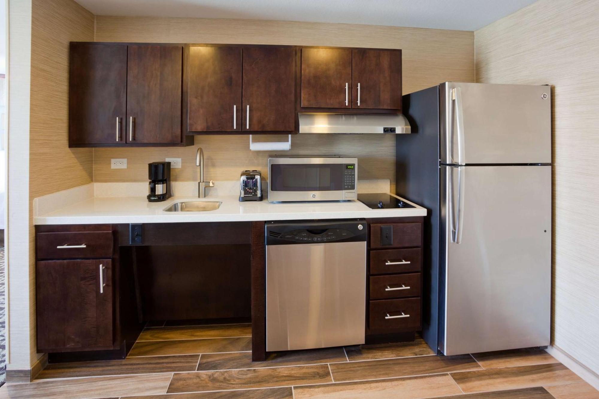 Homewood Suites Davenport Беттендорф Екстер'єр фото
