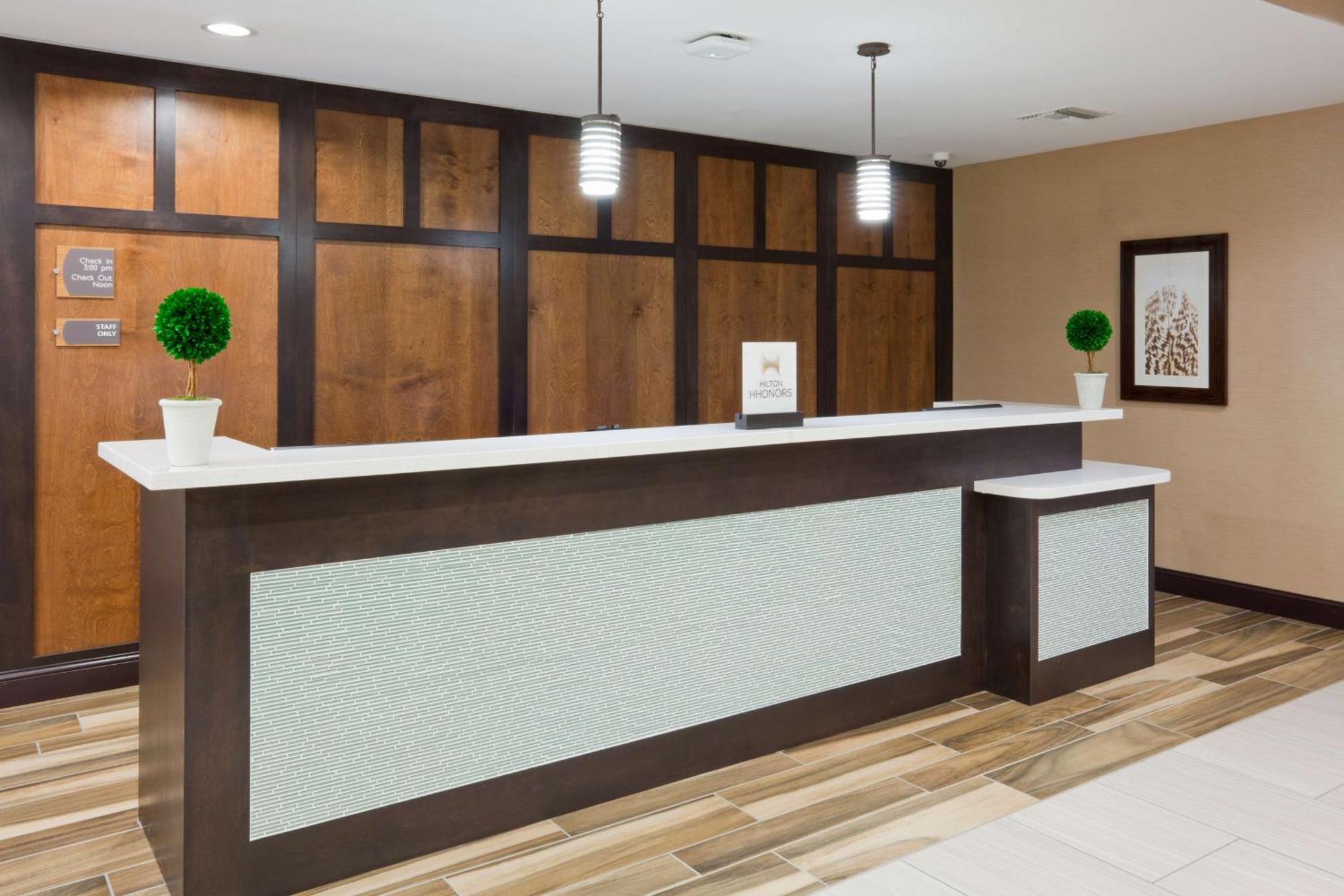 Homewood Suites Davenport Беттендорф Екстер'єр фото